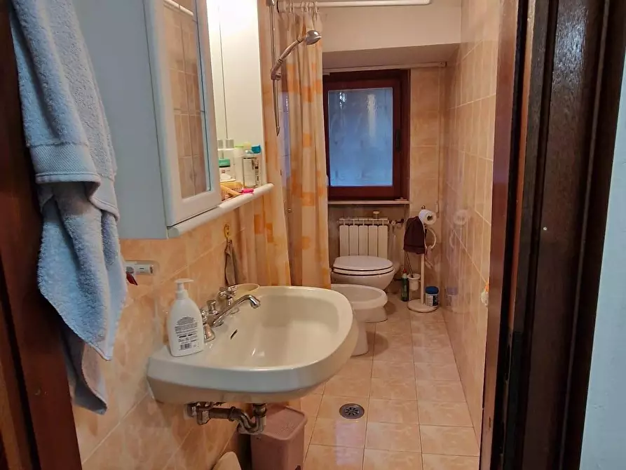 Immagine 40 di Villa in vendita  a Viareggio