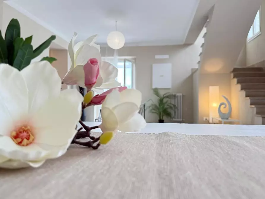 Immagine 10 di Casa bifamiliare in vendita  a Livorno