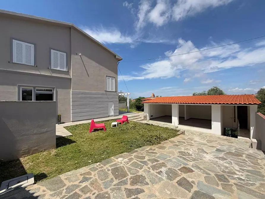 Immagine 7 di Casa bifamiliare in vendita  a Livorno