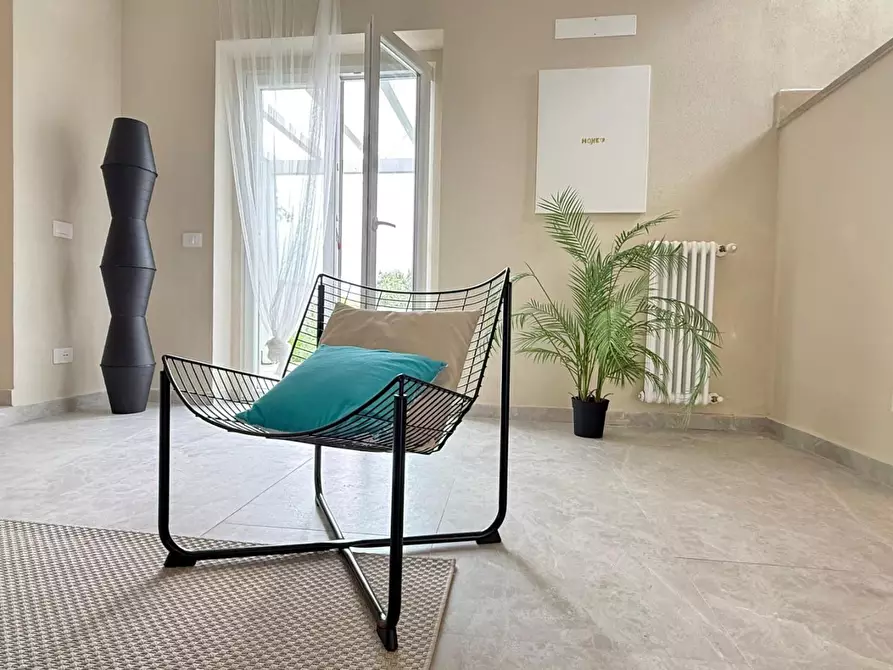 Immagine 19 di Casa bifamiliare in vendita  a Livorno