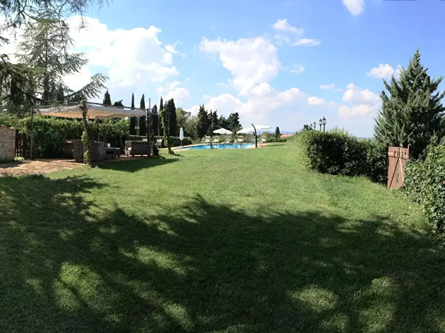 Immagine 3 di Villa in vendita  a Casciana Terme Lari