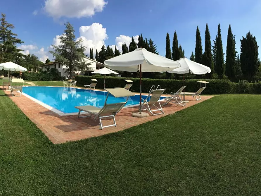 Immagine 2 di Villa in vendita  a Casciana Terme Lari