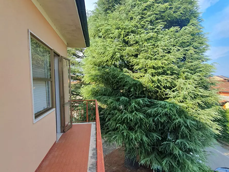 Immagine 30 di Casa bifamiliare in vendita  a Lucca