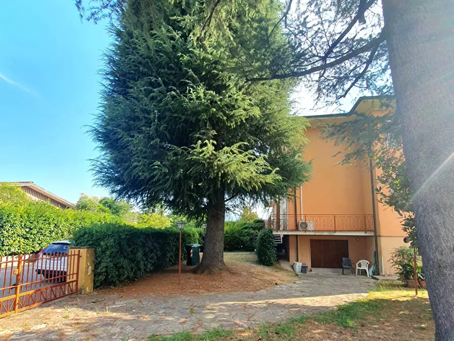 Immagine 54 di Casa bifamiliare in vendita  a Lucca
