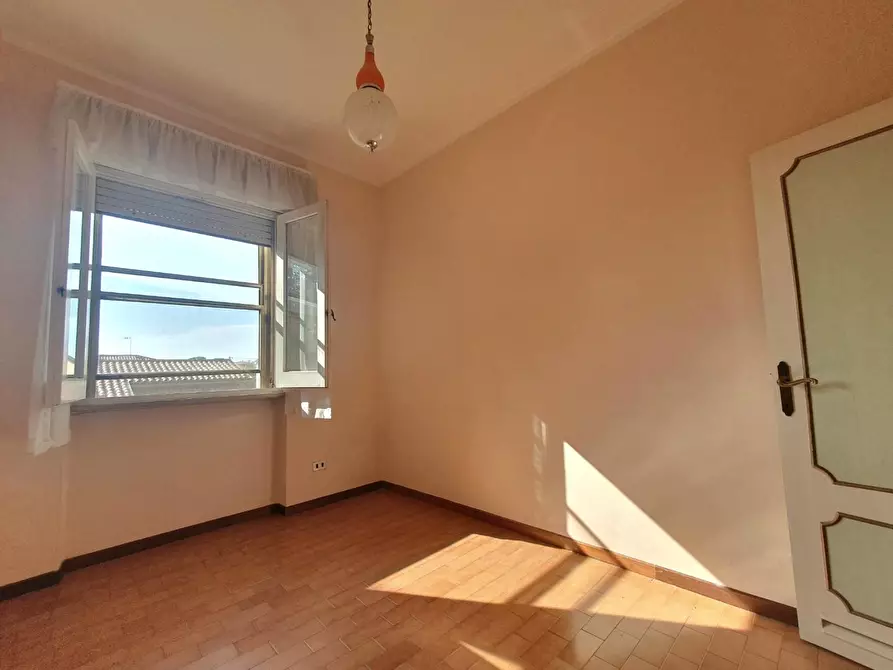 Immagine 39 di Casa bifamiliare in vendita  a Lucca