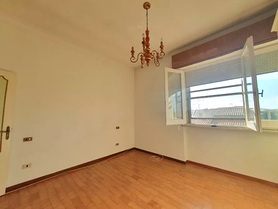 Immagine 37 di Casa bifamiliare in vendita  a Lucca