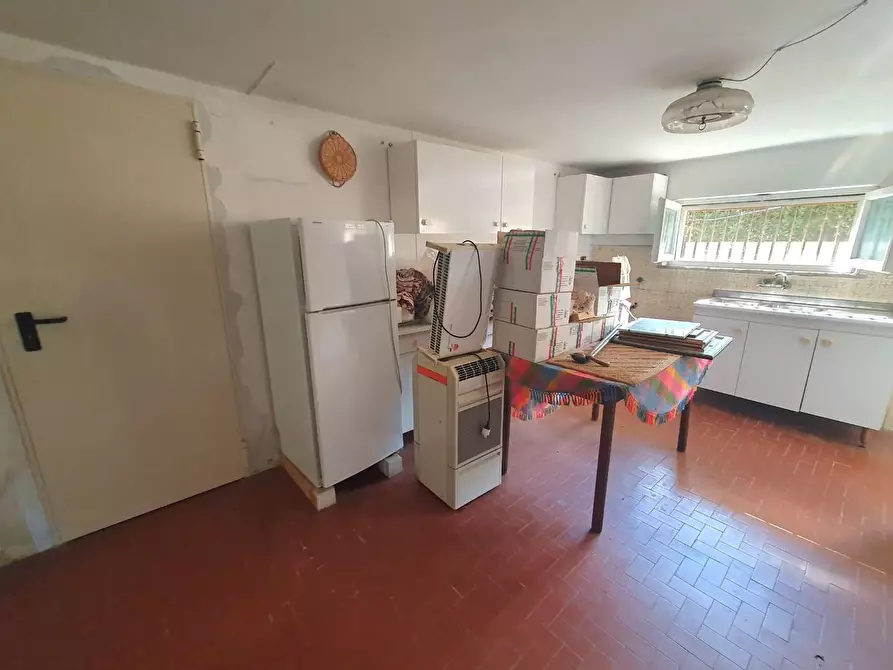 Immagine 47 di Casa bifamiliare in vendita  a Lucca