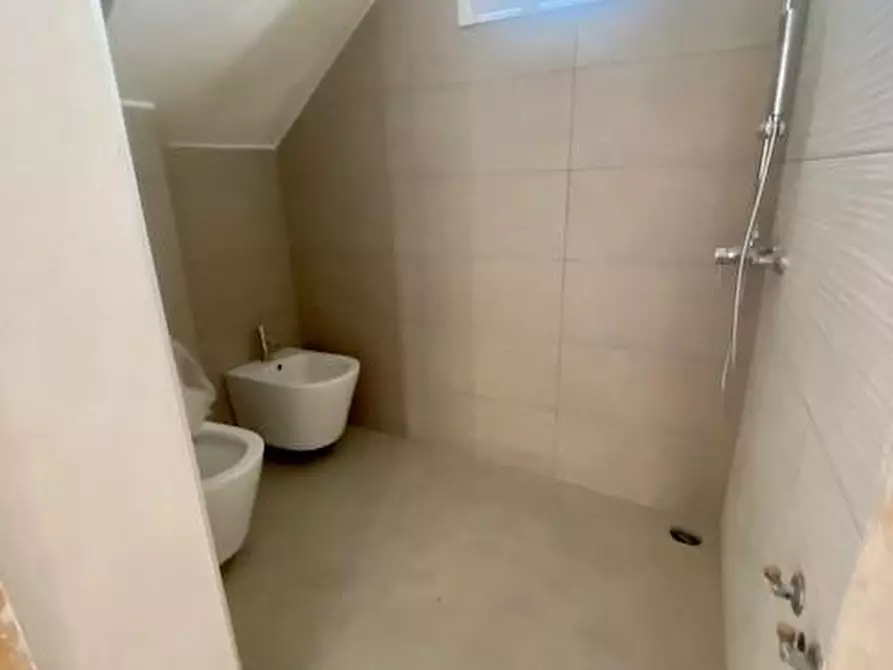 Immagine 4 di Terratetto in vendita  a San Giuliano Terme