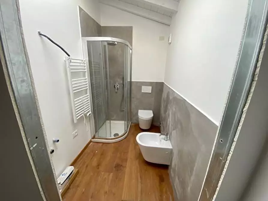 Immagine 9 di Terratetto in vendita  a San Giuliano Terme