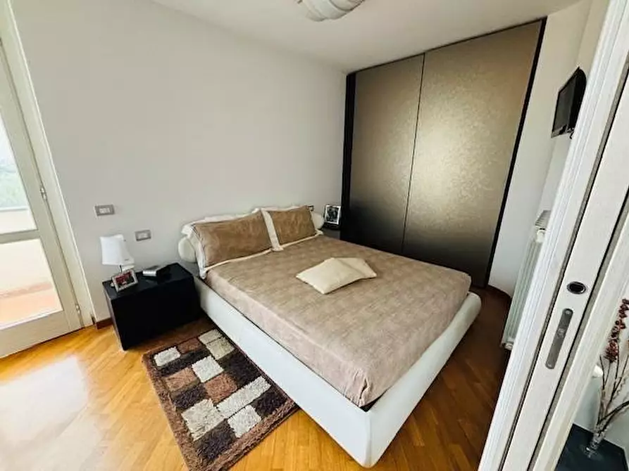 Immagine 32 di Casa bifamiliare in vendita  a Livorno