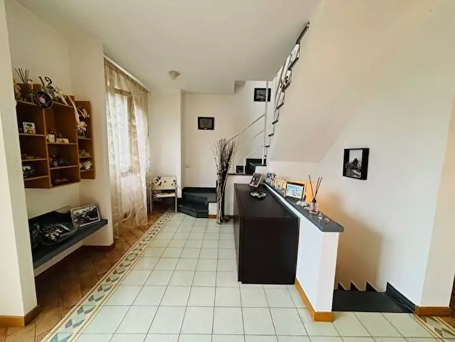 Immagine 11 di Casa bifamiliare in vendita  a Livorno