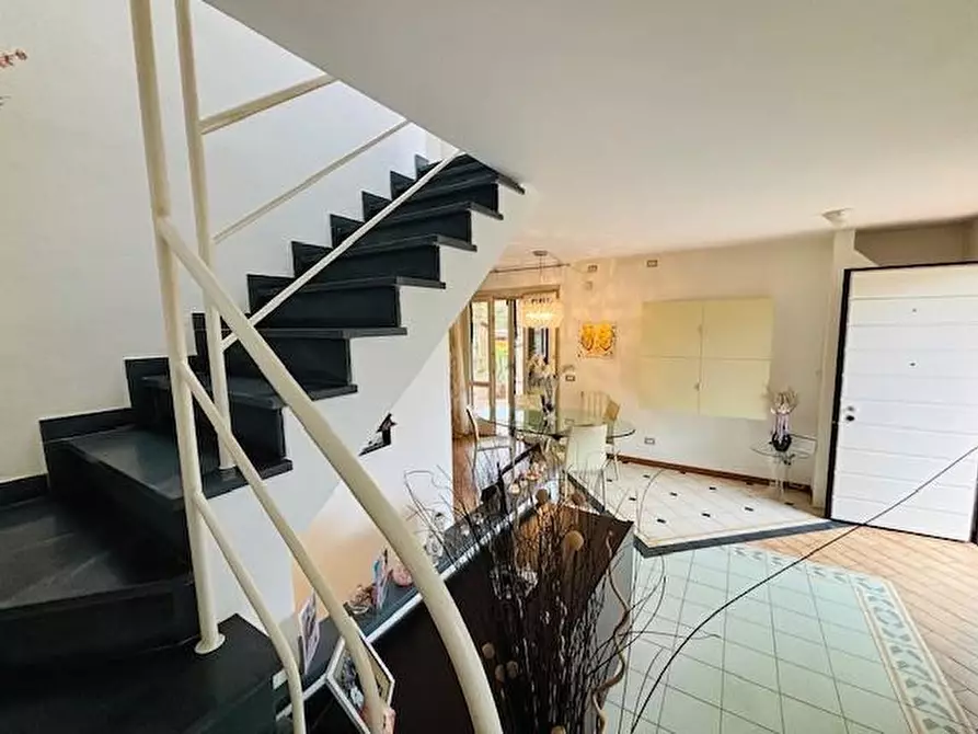 Immagine 27 di Casa bifamiliare in vendita  a Livorno