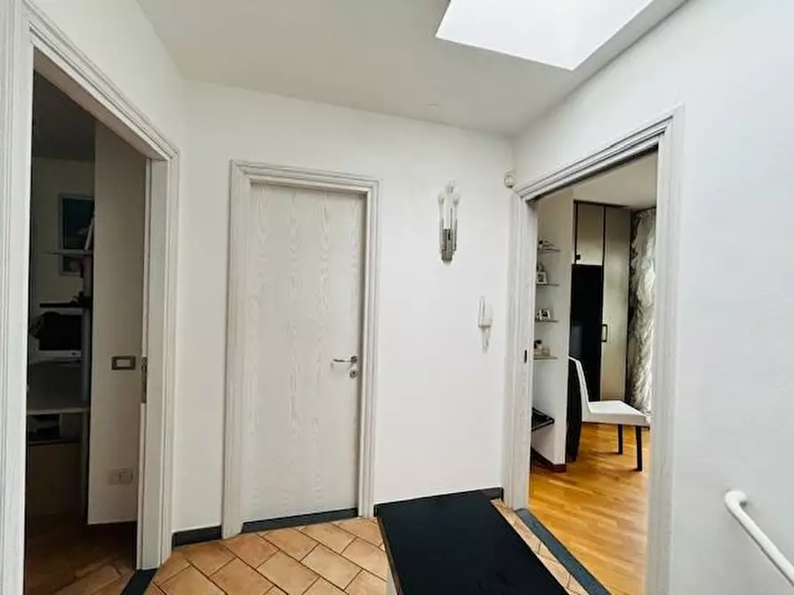 Immagine 33 di Casa bifamiliare in vendita  a Livorno