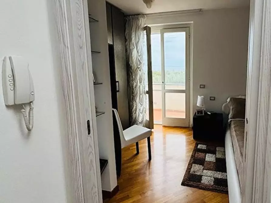 Immagine 36 di Casa bifamiliare in vendita  a Livorno