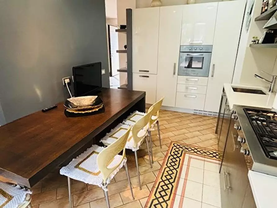 Immagine 19 di Casa bifamiliare in vendita  a Livorno