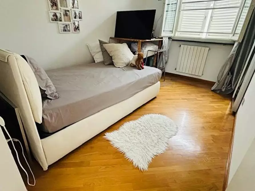 Immagine 38 di Casa bifamiliare in vendita  a Livorno