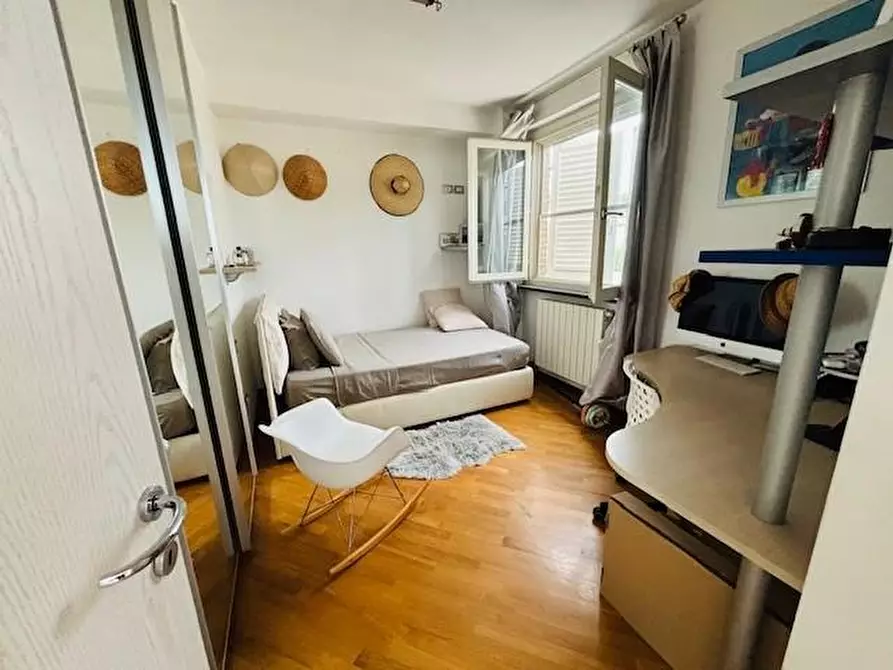 Immagine 35 di Casa bifamiliare in vendita  a Livorno