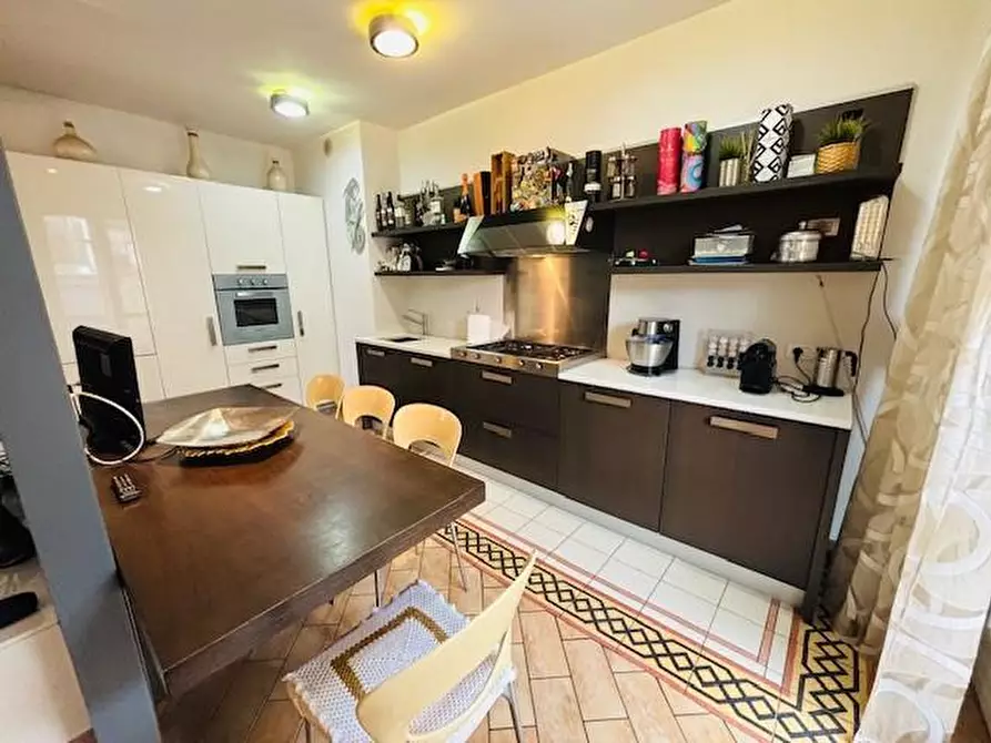 Immagine 18 di Casa bifamiliare in vendita  a Livorno