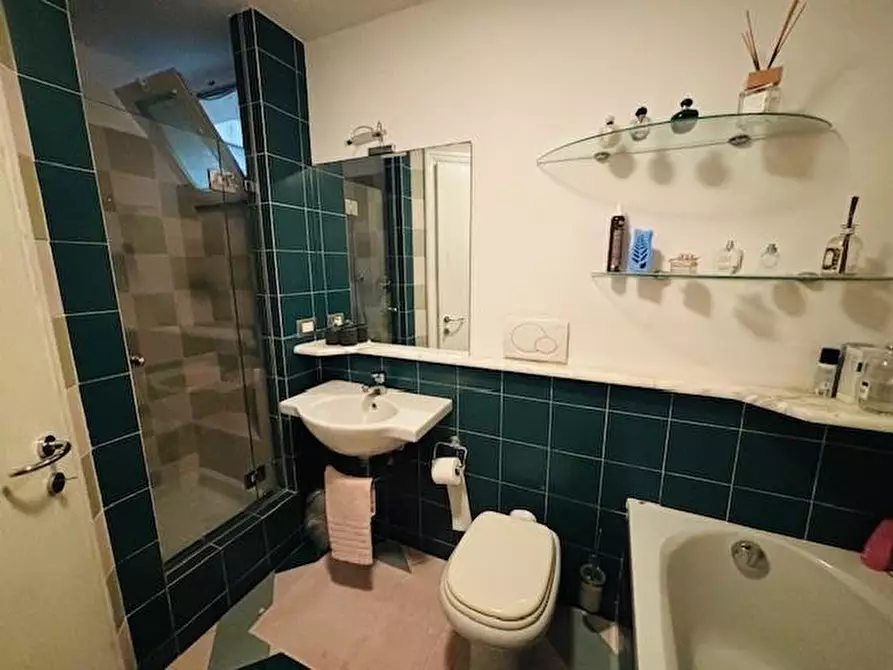 Immagine 29 di Casa bifamiliare in vendita  a Livorno