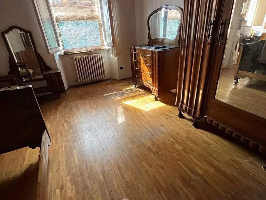 Immagine 4 di Terratetto in vendita  a Pisa