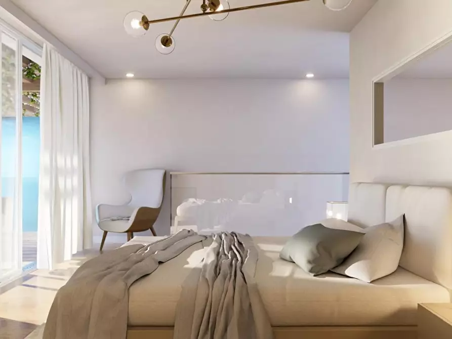 Immagine 2 di Appartamento in vendita  a Sarzana