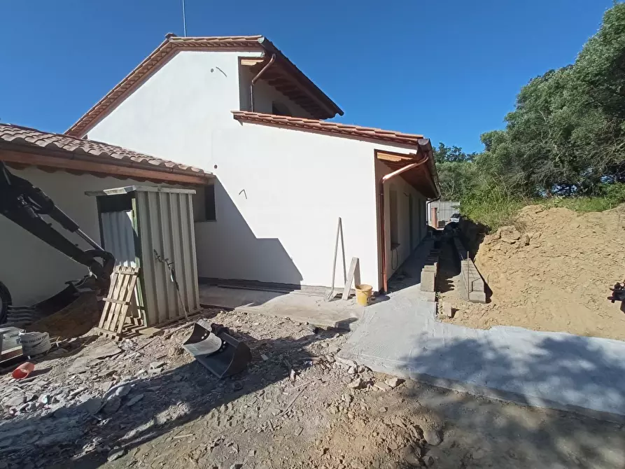 Immagine 25 di Casa bifamiliare in vendita  a Montopoli In Val D'arno