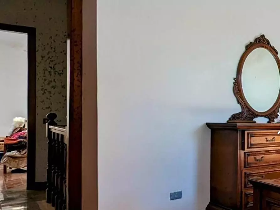 Immagine 17 di Casa indipendente in vendita  a Ortonovo