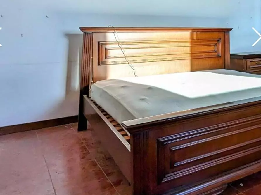 Immagine 16 di Casa indipendente in vendita  a Ortonovo