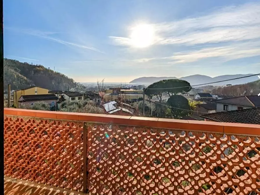 Immagine 6 di Casa indipendente in vendita  a Ortonovo