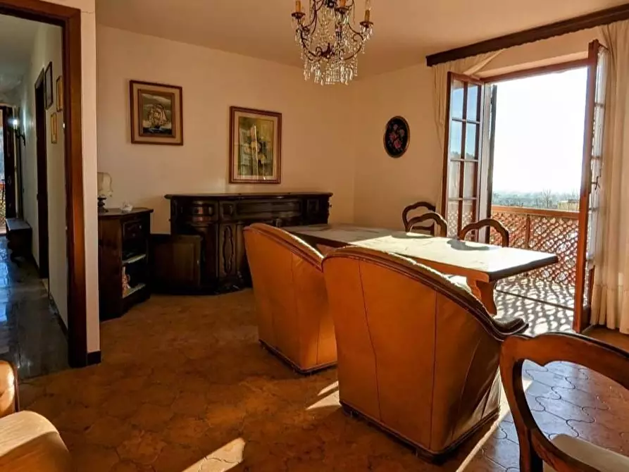 Immagine 2 di Casa indipendente in vendita  a Ortonovo