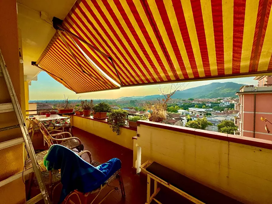 Immagine 16 di Appartamento in vendita  a Massa