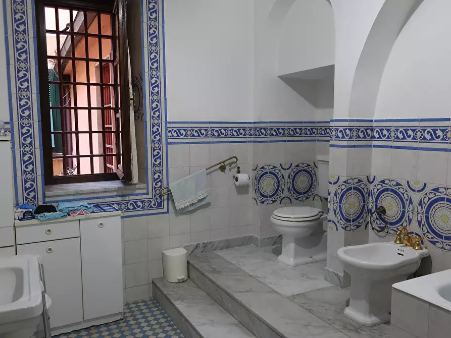 Immagine 20 di Appartamento in vendita  a Carrara