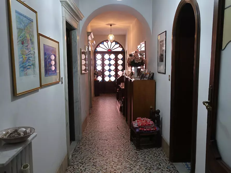 Immagine 18 di Appartamento in vendita  a Carrara