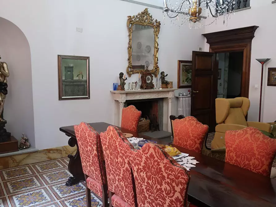 Immagine 13 di Appartamento in vendita  a Carrara