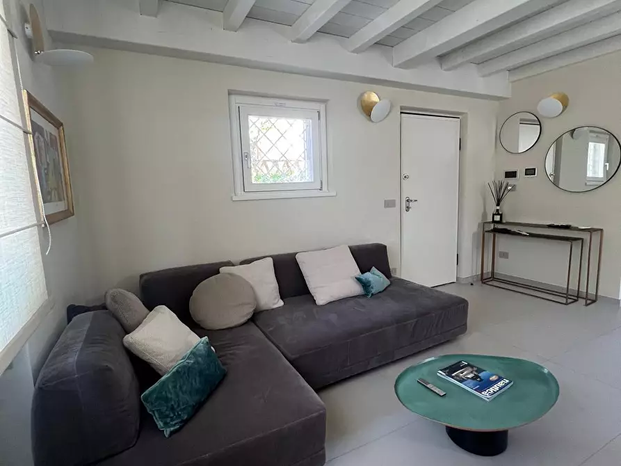 Immagine 3 di Villa in affitto  a Forte Dei Marmi