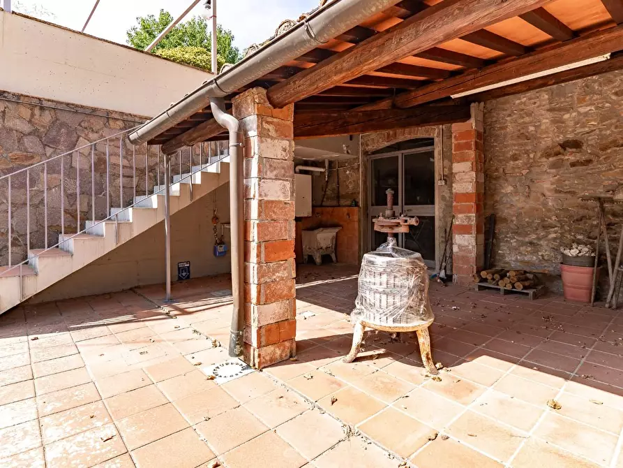 Immagine 4 di Casa colonica in vendita  a Vinci