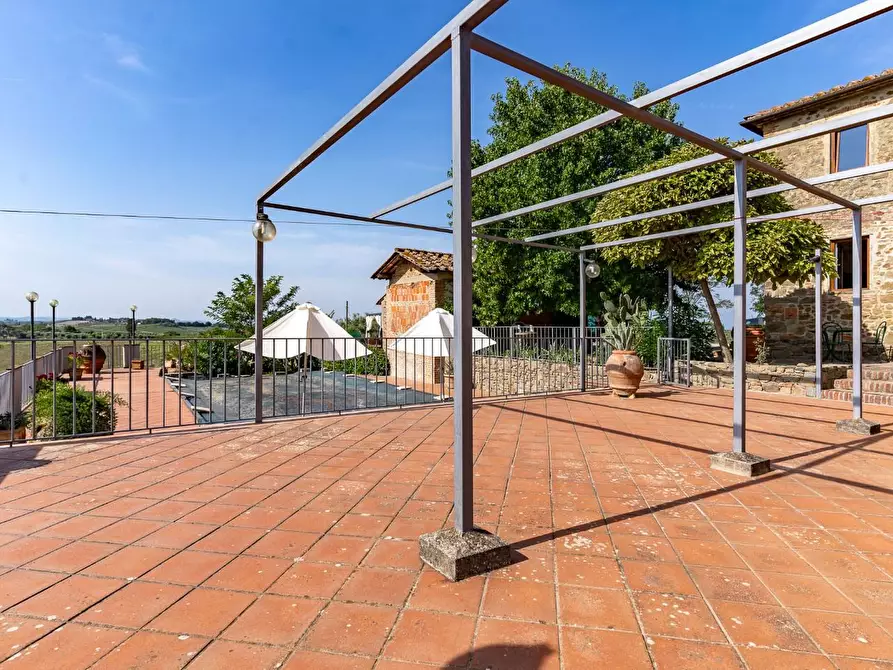 Immagine 8 di Casa colonica in vendita  a Vinci
