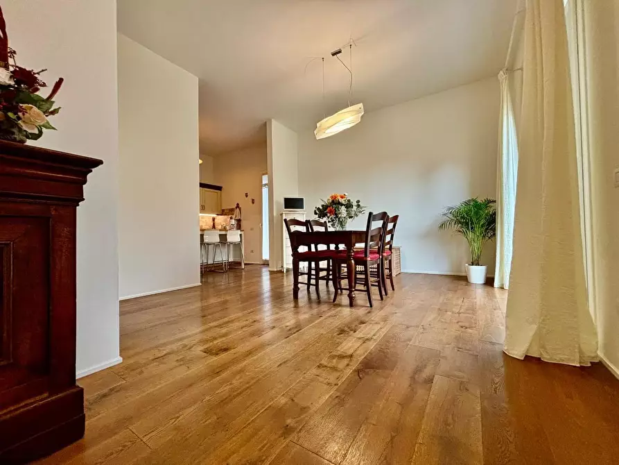 Immagine 20 di Villa in vendita  a Ponsacco