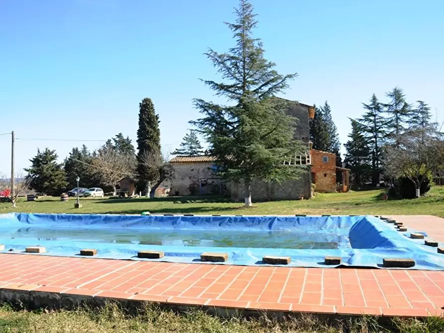 Immagine 42 di Casa colonica in vendita  a Monteriggioni