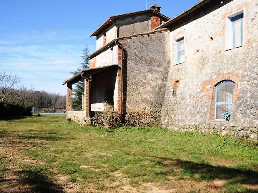 Immagine 29 di Casa colonica in vendita  a Monteriggioni