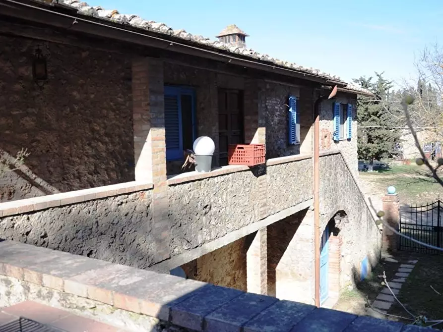 Immagine 22 di Casa colonica in vendita  a Monteriggioni