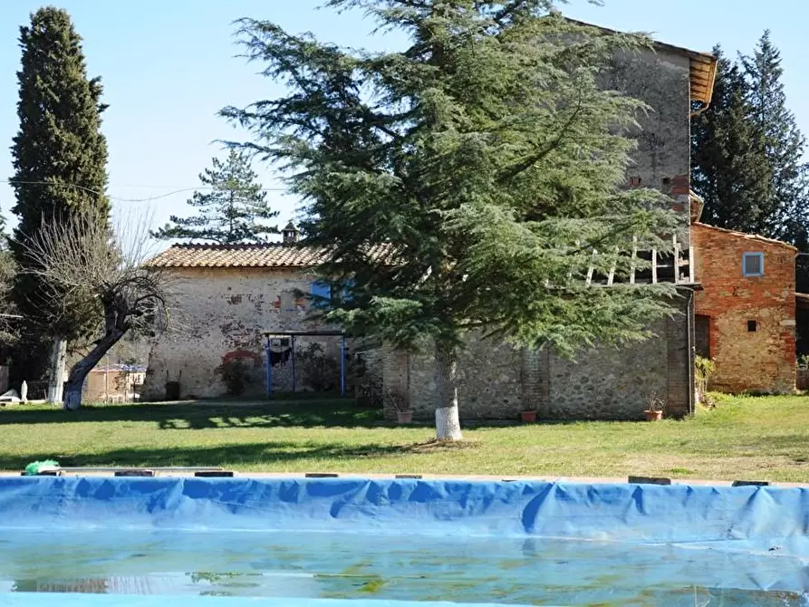 Immagine 43 di Casa colonica in vendita  a Monteriggioni