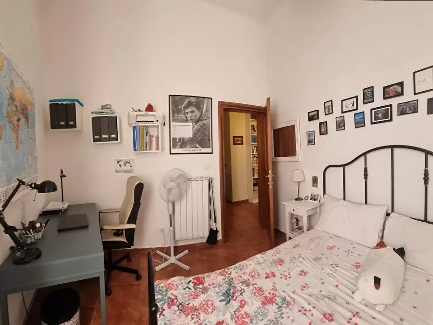 Immagine 28 di Appartamento in vendita  a Livorno