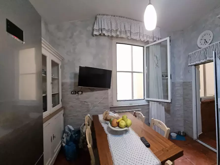 Immagine 13 di Appartamento in vendita  a Livorno