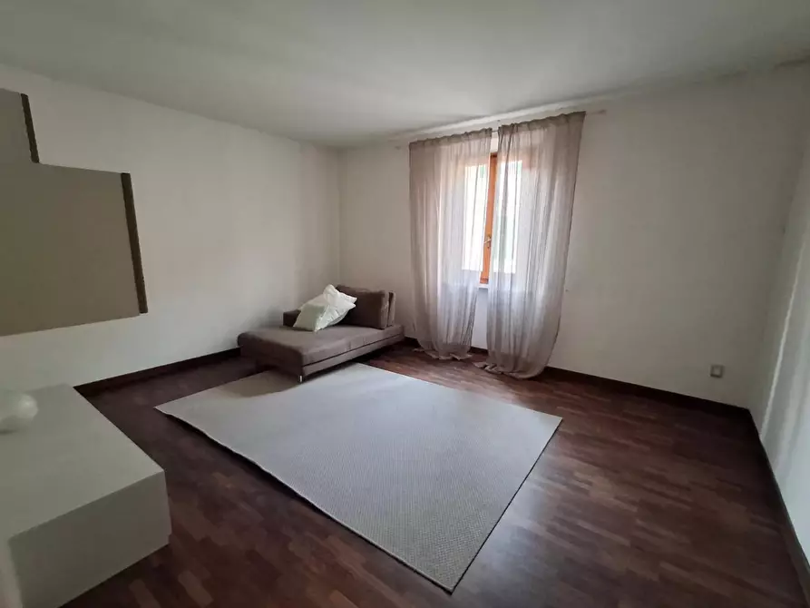 Immagine 23 di Terratetto in vendita  a Capraia E Limite