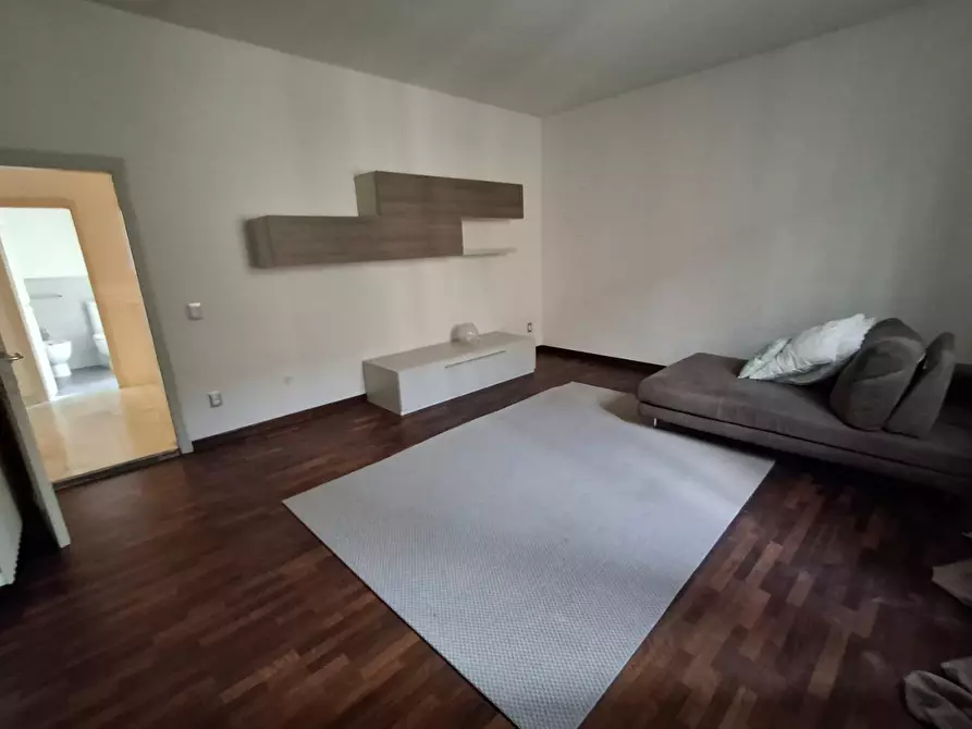 Immagine 24 di Terratetto in vendita  a Capraia E Limite