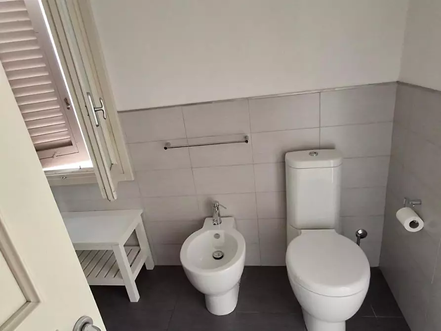 Immagine 25 di Terratetto in vendita  a Capraia E Limite