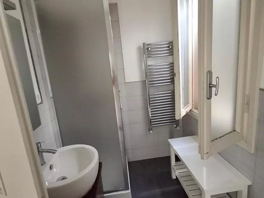 Immagine 26 di Terratetto in vendita  a Capraia E Limite