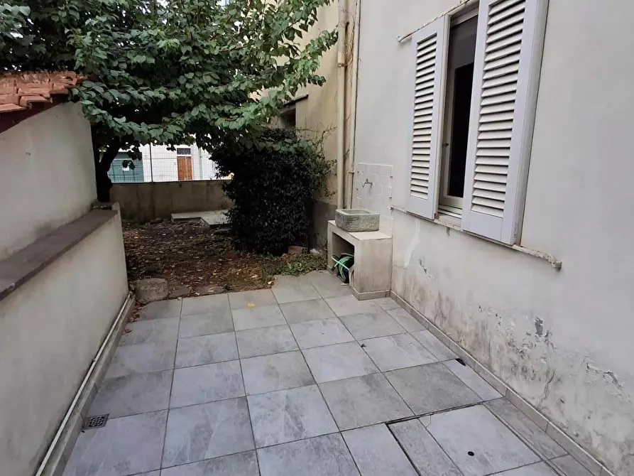 Immagine 9 di Terratetto in vendita  a Capraia E Limite