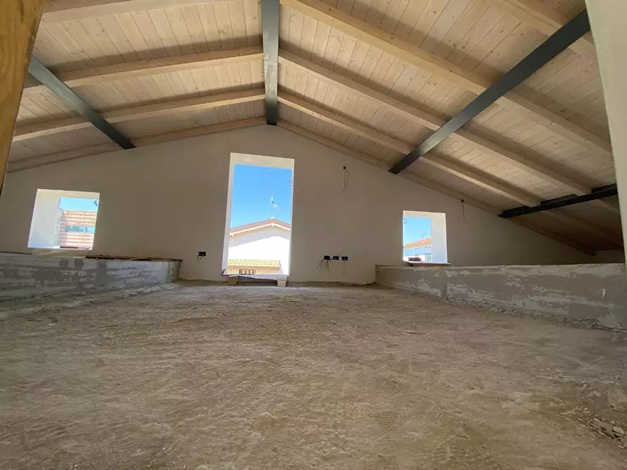 Immagine 14 di Villa in vendita  a Capannori